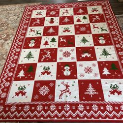 8 * 10 Christmas Rug 