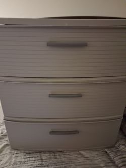 3-Drawer Plastic Storage Dresser