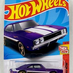 HOT WHEELS 69 DODGE CHARGER 