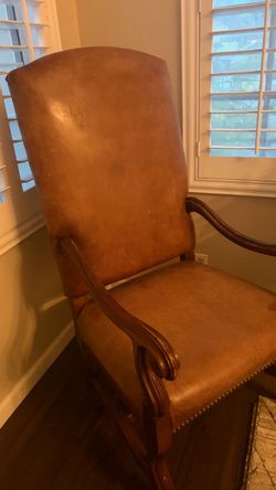 Accent Wood and leather Oversize chair