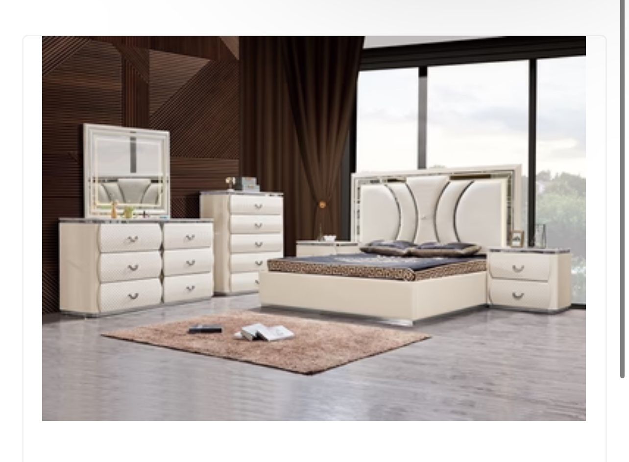 Queen Bedroom Set
