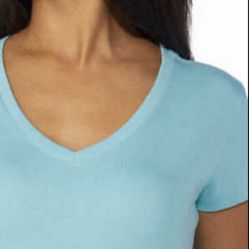 PIMA COTTON V NECK T-SHIRT. NEW SIZE SMALL