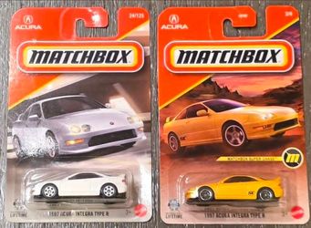 Super Chase yellow Integra MATCHBOX with white Integra with no damages