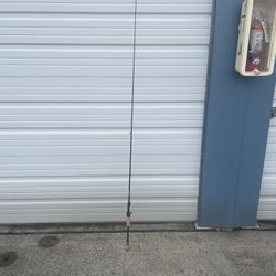 Castaway Skeleton 7 Ft Rod