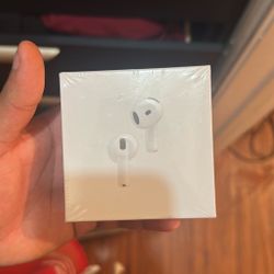 Gen 4 AirPods 