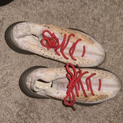 Pepper Yeezy 380