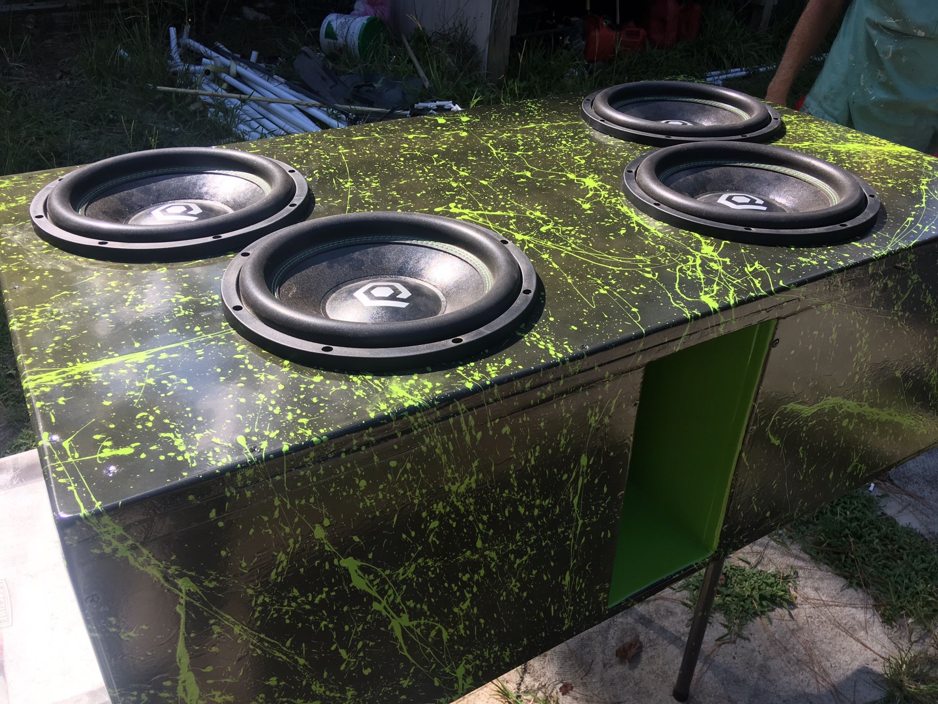 4 soundqubed subs and custom box