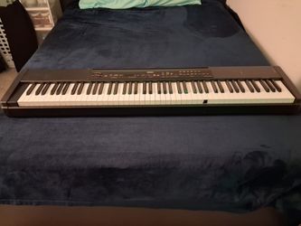 Yamaha piano