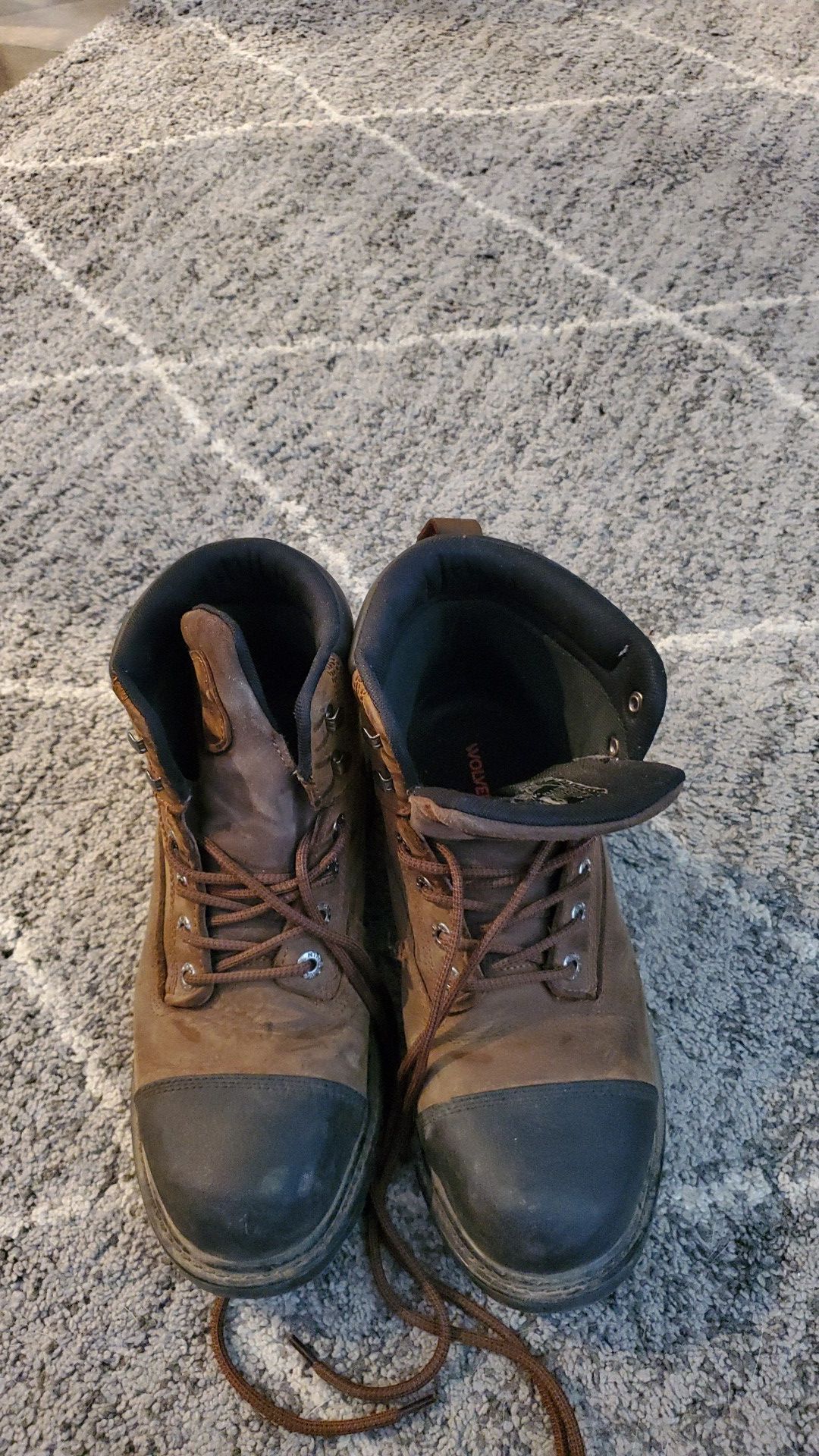 Men's 9.5 work boots . Used for 3 days as back ups