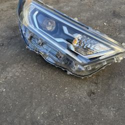 2021 Toyota RAV4 Hybrid Front Headlights (Pair) – OEM – Working