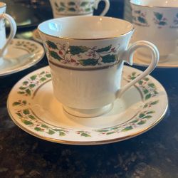 Christmas china for 4-8