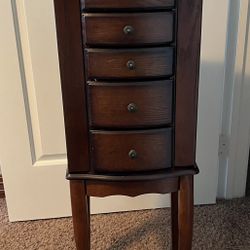 Jewelry / chest Armoire
