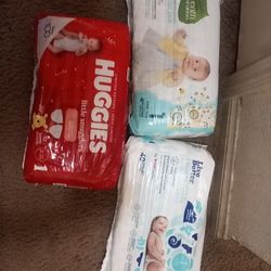 112 Pañales Size 1 X $22