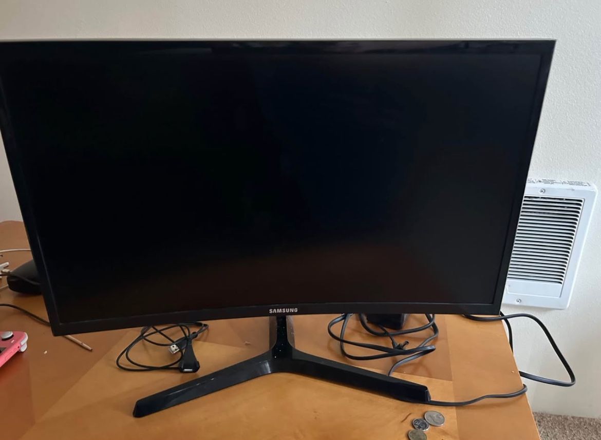 27’’ Curved Monitor