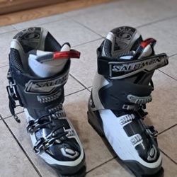 Salomon Impact Ski Boots – Men’s Size 10 (Mondo 27)