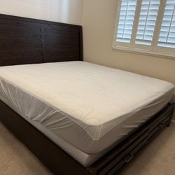 King Size Bed (Mattress and Dresser Included)