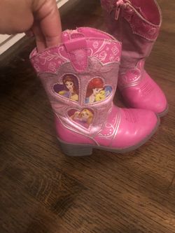 Princess boots size 6