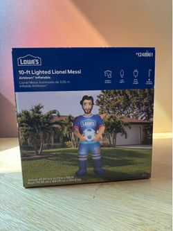 Lowe’s 10-ft Lighted Lionel Messi Airblown Inflatable for World Cup Final 🏆