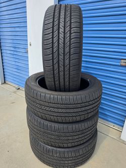 275 50 22 Kumho Tires