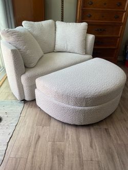 Love seat with storage ottoman