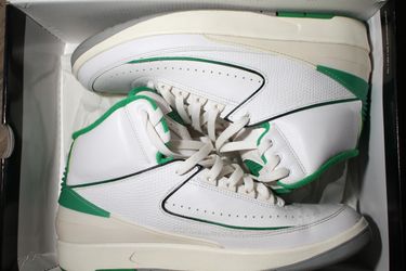 Retro Jordan 2s