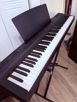 Yamaha p-125 88 weighted keys