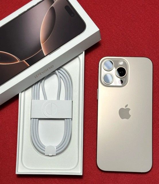 Apple  Phone  16 Pro Max 256GB 