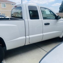 2005 Dodge Dakota