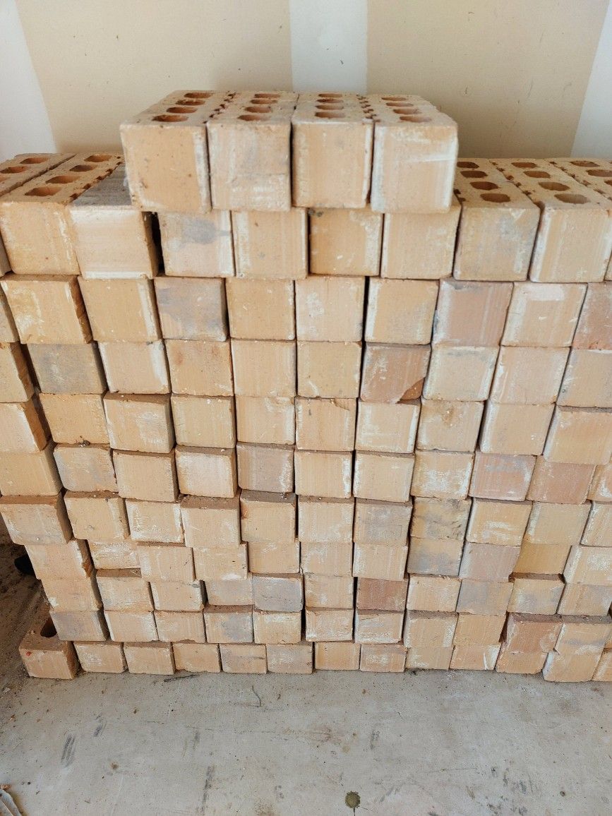 Bricks, for Sale in San Antonio, TX OfferUp