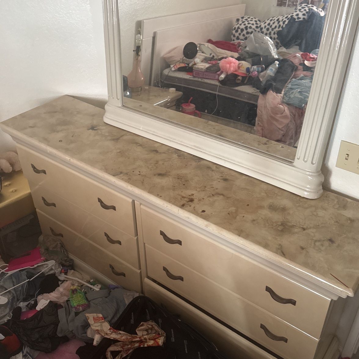 Dresser and Side Table Must Go Asap