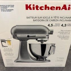 New In  BOX - KitchenAid Tilt-Head Stand Mixer – 4.3L (Silver)