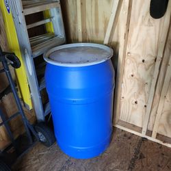 55 Gallon Plastic Drum