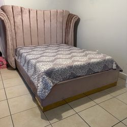 Cama