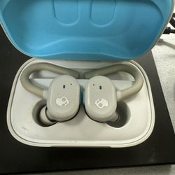 Skullcandy Push Active In-Ear Wireless Earbuds, 43 Hr Battery, Skull-iQ, Alexa Enabled, Microphone, Works with iPhone Android and Bluetooth Devices - 