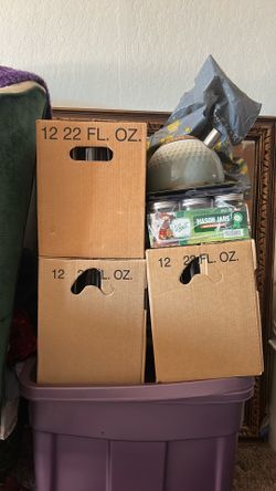 36 amber tinted 22 FL. OZ. Bottles.