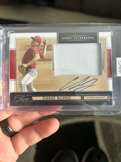 Sportscards and jersey Lot