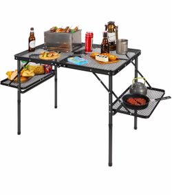 Folding grill table