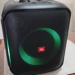 JBL PARTYBOX ENCORE WITH 2 MICROPHONES