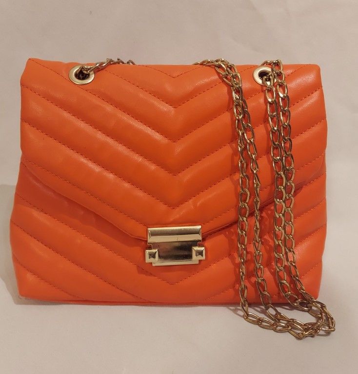 NEW MEDIUM SIZE PURSE FROM TURKEY 