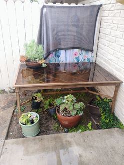 Free glass top patio table