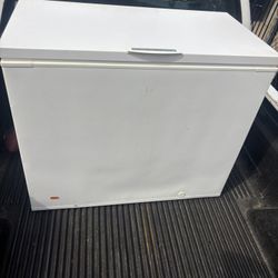 Deep Freezer Works Well