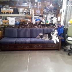 Beautiful 9 Ft Mediterranean Style Outdoor Couch
