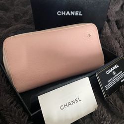 Chanel Wallet - Available  ( 2012 Edition ) Hardly Used 