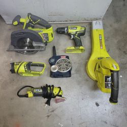 Ryobi Power Took Set