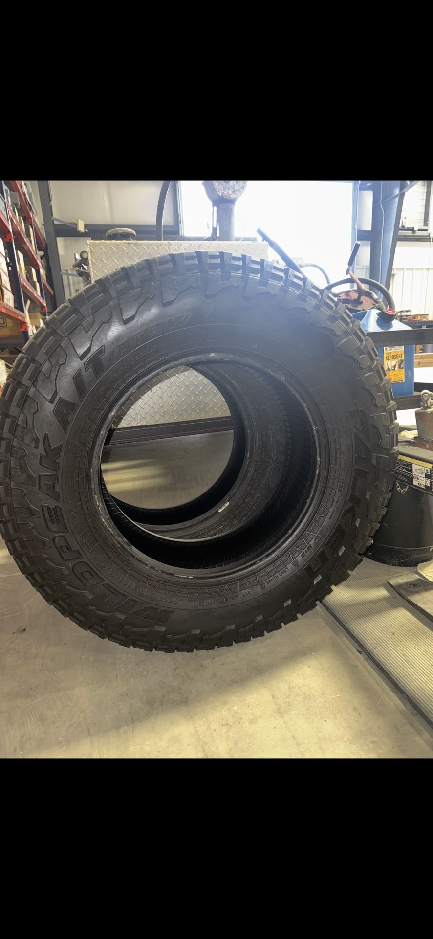 Falken Wild peak AT3 275/70R18