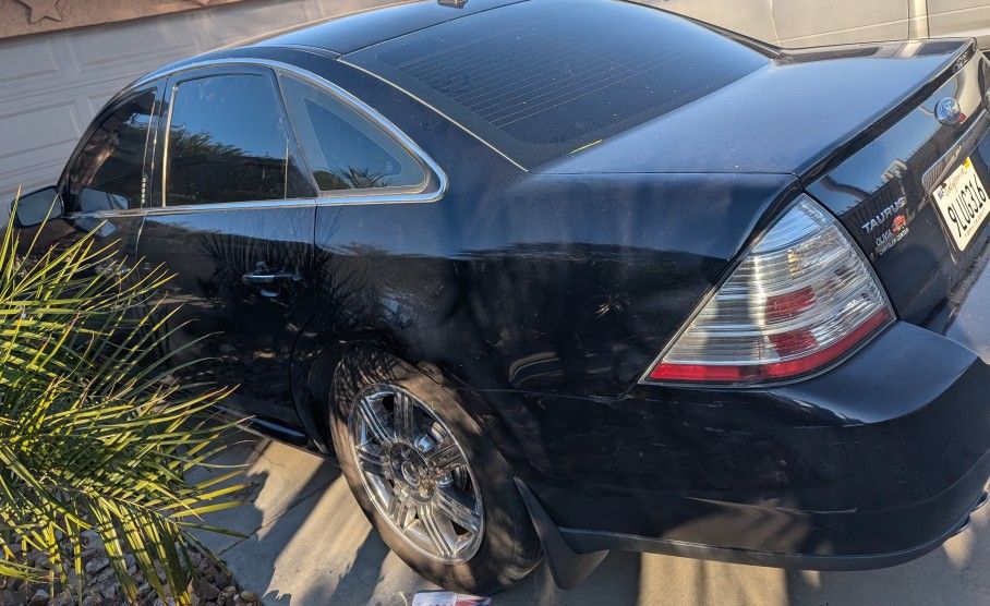 2008 Ford Taurus