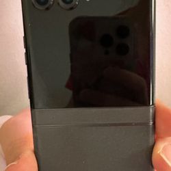Moto Razr 2024 5 G 