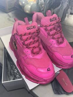 Balenciaga Triple S 