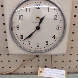 1940s Gen Elect Wall Clock