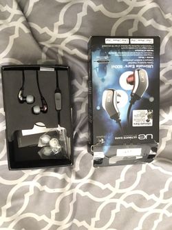 Noise Isolating Headset Ultimate Ears by LOGITECH